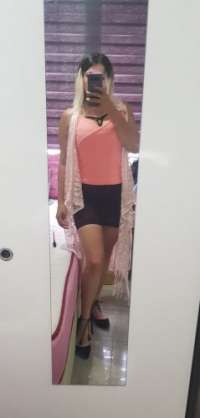 Mersin Elit Escort: Zarif ve Çekici Güzel