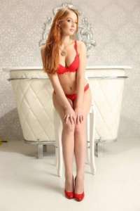 Mersin Grup Escort'da Sizinle Fantezilerinizi Gerçeğe Dönüştürmeye Hazır Escort Bayan!